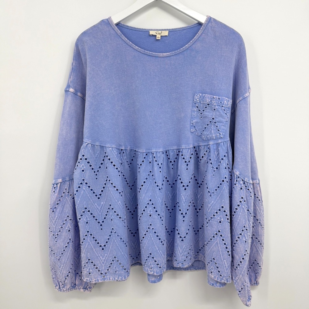 Easel Top Shirt Large Embroidered Eyelet Babydoll Mineral Wash Boho Artsy Shabby